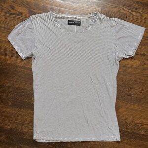 ANNEX Mens navy and white striped t-shirt